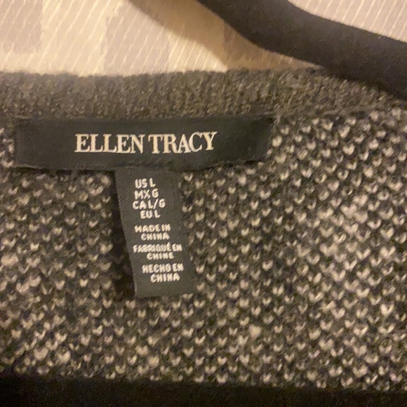 Ellen Tracy cardigan - Picture 2 of 3